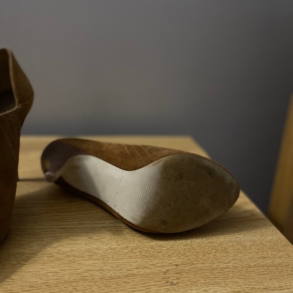 🌸3/$20🌸Guess booties - Picture 3 of 4